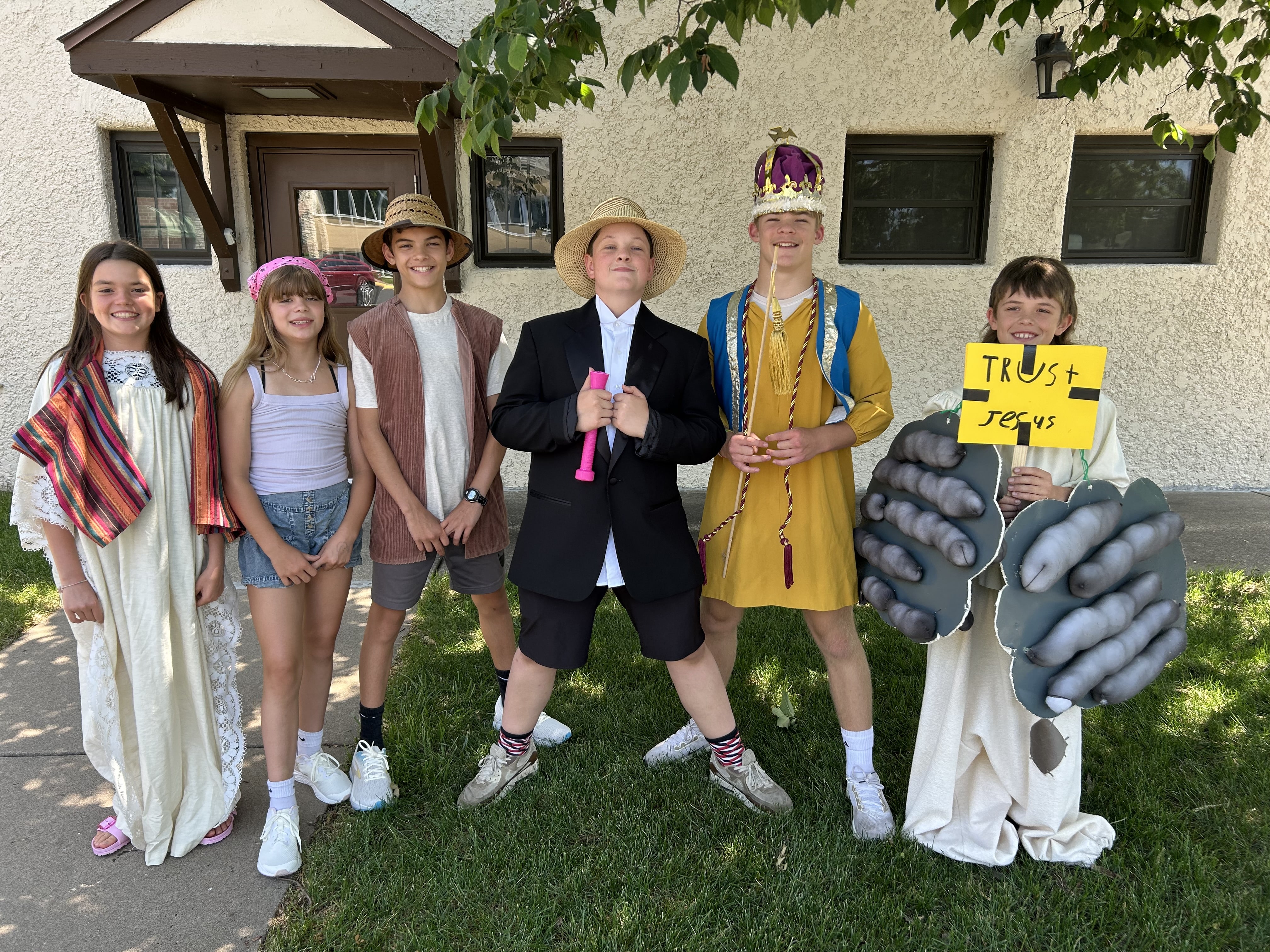 Kids Dressed Up Kids Dressed Up